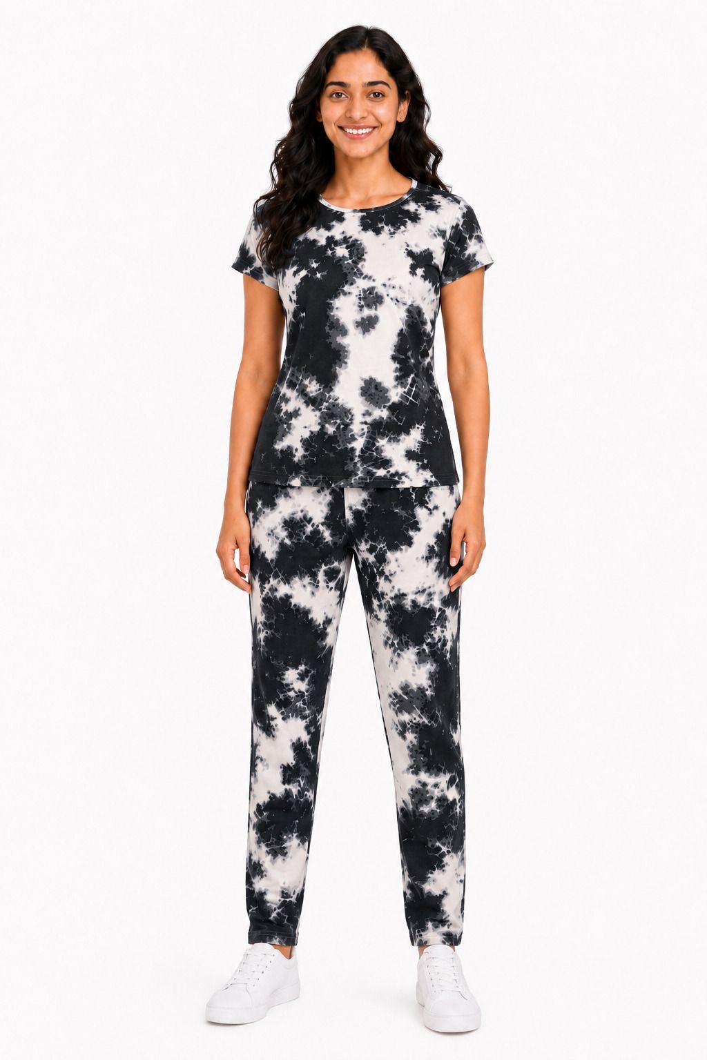 Women's printed cotton night suit in Black