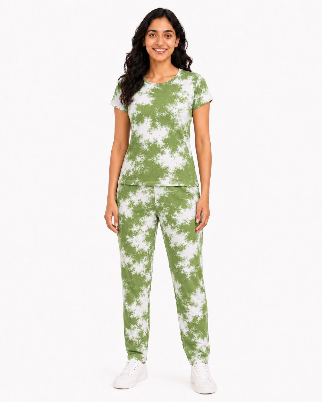 Women's printed cotton night suit in Green